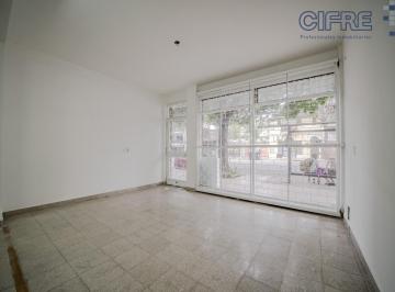 Local comercial · 160m² · 1 Ambiente · Bajó de Precio! Local 160 m² Sobre Av Forest de 4.60x13.44 Subsuelo.