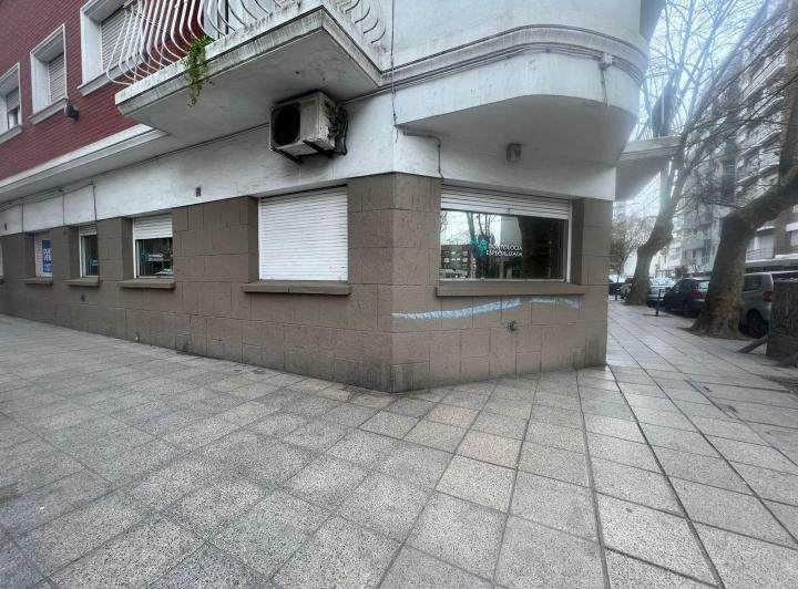 Local comercial · 63m² · 5 Ambientes