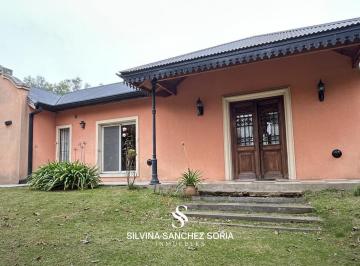Casa · 1256m² · 3 Ambientes · 2 Cocheras · Venta Casa 3 Ambientes en Barrio Las Lomadas, Los Cardales