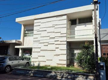 Casa · 250m² · 3 Dormitorios · 2 Cocheras · B°crisol Sur - Casa - 3 Dorm - Venta