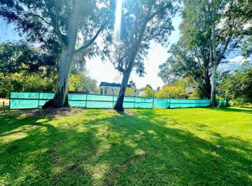 Terreno , Berazategui · Venta - Unico Lote en Abril Club de Campo