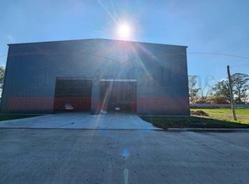 Bodega-Galpón · 1200m² · Nave de 1200 m² en El Parque Industrial R25