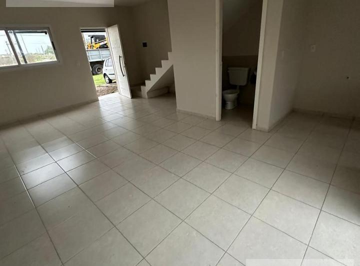 Casa · 110m² · 3 Ambientes · 2 Cocheras