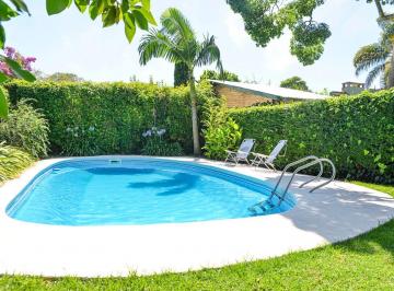 Casa de 5 ambientes, San Isidro · Alquiler Casa Amoblada en Las Lomas de San Isidro - Cálida, Luminosa y Lista Para Disfrutar.