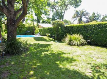 Casa de 5 ambientes, San Isidro · Alquiler Casa Amoblada en Las Lomas de San Isidro - Cálida, Luminosa y Lista Para Disfrutar.