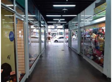 Local comercial · 28m² · Local en Alquiler con Entrepiso