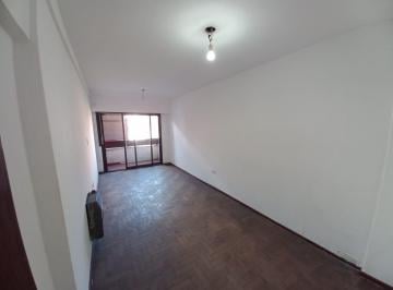 Departamento · 57m² · 3 Ambientes · Departamento 2 Dorm. C/balcon. Zona Centro