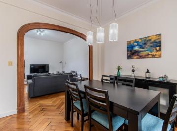 Departamento · 90m² · 4 Ambientes · Departamento 4 Ambientes C/balcón, Piso Completo y Palier Privado, en Monserrat en Venta