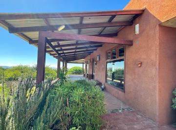 Casa · 440m² · 4 Ambientes · 2 Cocheras · Casa 3 Dor Pase de Piedra Falda del Carmen - Malagueño