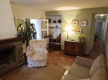 Casa de 7 ambientes, Villa Nueva · Casa en Venta Barrio Cadore Villanueva, Guaymallen