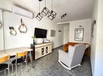 PH · 81m² · 5 Ambientes · 1 Cochera · PH 5 Ambientes, 3 Dorm., Living, Lavadero, Patio, Parrilla y Cochera (Parque Avellaneda)