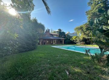 Casa · 800m² · 10 Ambientes · 4 Cocheras · Cielo Barrio Cerrado - Casa de 3 Dorm. con Piscina en Venta - Roldan, Santa Fe