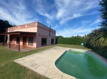 Casa · 190m² · 4 Ambientes · 5 Cocheras · Casaquinta en Venta en Victoria Entre Rios