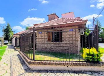 Casa de 3 ambientes, Moreno · Chalet en Moreno Centro, Impecable