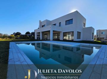 Casa · 260m² · 7 Ambientes · 2 Cocheras · Casa Perimetral en Venta 5 Dorm. Barrio San Matias con Pileta - Escobar
