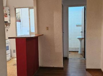 Departamento de 2 ambientes, Recoleta · 2 Ambientes Grandes de 56 m² - Excelente Zon - Lavadero - Patio - Bajas Expensas
