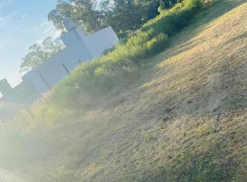 Terreno · 400m² · Venta de Terreno en Barrio Agustín Ferrari - Merlo