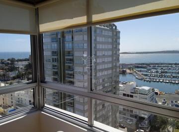 Foto1 · Apartamento en Peninsula, 3 Dorm. *