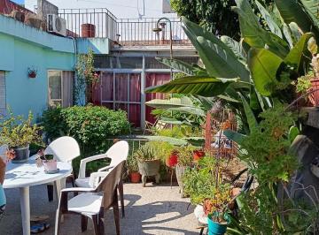 PH · 178m² · 4 Ambientes · PH en Parque Avellaneda