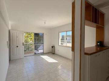 Departamento de 3 ambientes, General Roca · Departamento Céntrico en Alquiler - General Roca