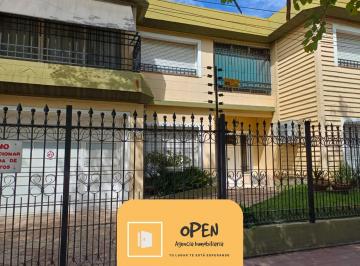 Casa · 274m² · 10 Ambientes · 3 Cocheras · Casa en Empalme