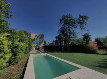 Casa · 150m² · 4 Ambientes · 1 Cochera · Casa 4 Ambientes en Alquiler en Santa Guadalupe