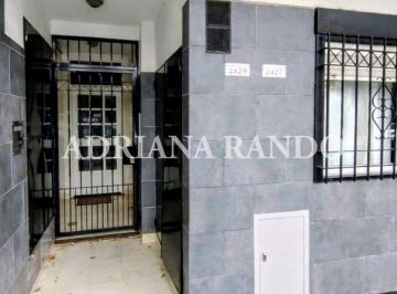 PH de 3 ambientes, Villa del Parque · Excelente PH de 3 Ambientes en Planta Baja Lateral con Dos Patios