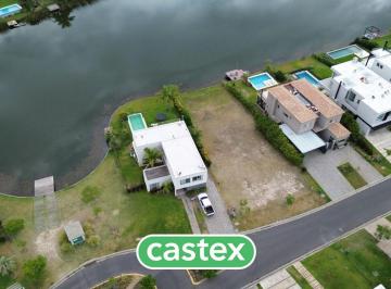 Terreno · 713m² · Lote Al Agua en Venta, Barrio Castaños, Nordelta