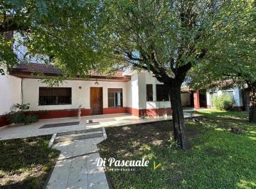 Casa · 130m² · 6 Ambientes · 1 Cochera · Alquiler Casa Dos Plantas con Pileta Sobre Graham Bell - Paso del Rey