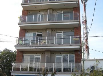 Departamento · 45m² · 2 Ambientes · Depto. Amplio y Luminoso en El Centro de Escobar.