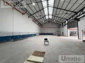 Bodega-Galpón · 810m² · Galpón en Alquiler en Barracas