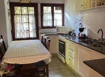 Casa · 115m² · 4 Ambientes · 1 Cochera · Casa en Alquiler Temporal - 3 Dorm. 3 Baños - Pinamar