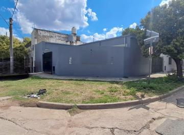 Casa · 80m² · 3 Ambientes · 1 Cochera · Excelente Casa a Estrenar en Hedo