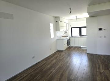 Departamento · 53m² · 2 Ambientes · 1 Cochera · Venta 2 Amb. a Estrenar. Cochera. Roca 2100