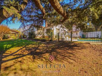 Casa · 281m² · 5 Ambientes · 1 Cochera · En Venta, Casa con Pileta. en Vertientes de La Granja. a m de Ruta E53
