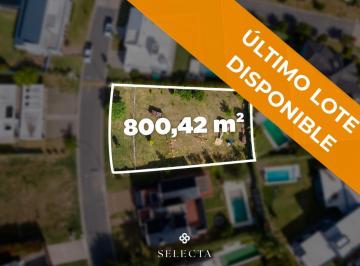 Terreno · 800m² · Valle Escondido Lote en Venta en Jardin Ingles. Ubicación Central Unico Disponible