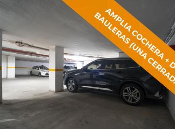 Garage · 12m² · 1 Cochera · Vendo Cochera 2 Bauleras B° Gral Paz