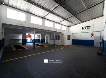 Bodega-Galpón · 239m² · 4 Ambientes · 5 Cocheras · Galpón Ideal Taller Mecánico – 2 Fosas y Oficina en Monseñor Pablo Cabrera
