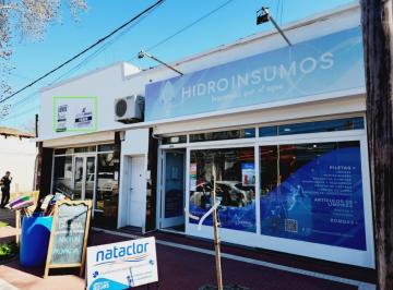 Local comercial · 155m² · 4 Ambientes · Locales en Venta - 494 m² - Saladillo