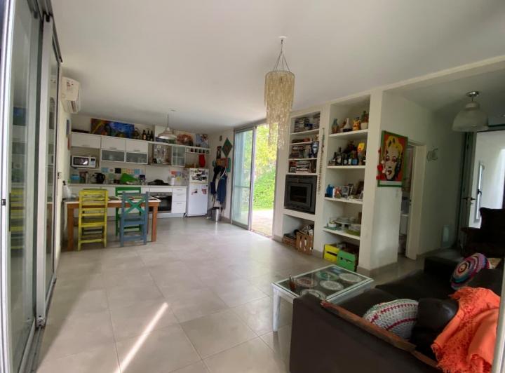 Casa · 105m² · 3 Ambientes · 2 Cocheras