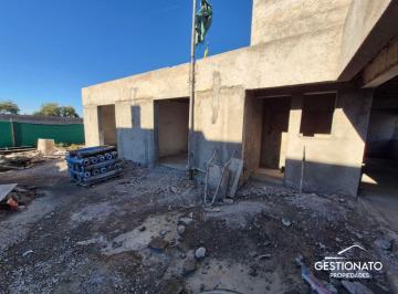 Casa de 3 ambientes, Maipú · Casa en Venta en Maipu