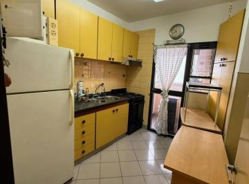 Departamento · 76m² · 4 Ambientes · Departamento en Venta - 3 Dorm. 2 Baños - Lanús