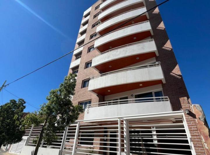 Departamento · 130m² · 2 Ambientes · 1 Cochera