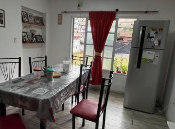 Casa · 140m² · 5 Ambientes · 1 Cochera · Casa en Venta en Moreno, G. B. a. Zona Oeste, Argentina