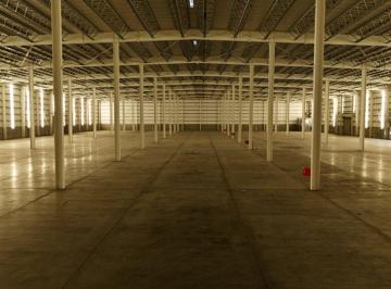 Bodega-Galpón · 2000m² · Alquiler Nave Triple Aaa Zarate 2000 m Cub