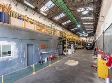 Bodega-Galpón · 2070m² · Galpon Venta 2070 m con Renta en Dolares