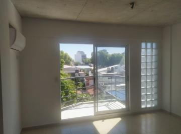 Departamento de 1 ambiente, Agronomía · Oportunidad: Monoambiente Súper Luminoso, Silencioso, con Balcón y Vista Abierta, Apto Profesional.