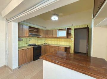 general-san-martin-san-andres-alquiler-ph-3-ambientes · PH de 3 Ambientes