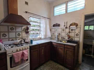 Casa de 3 ambientes, Quilmes · Venta Casa 3 Ambientes Cochera Jardín Quilmes