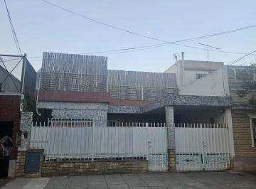 Casa · 80m² · 2 Ambientes · 1 Cochera · Venta Casa 3 Ambientes Ciudadela